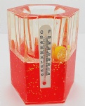 Temperature juice pen container